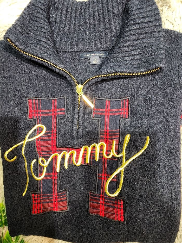 Pull femme tommy hilfiger très bonne état