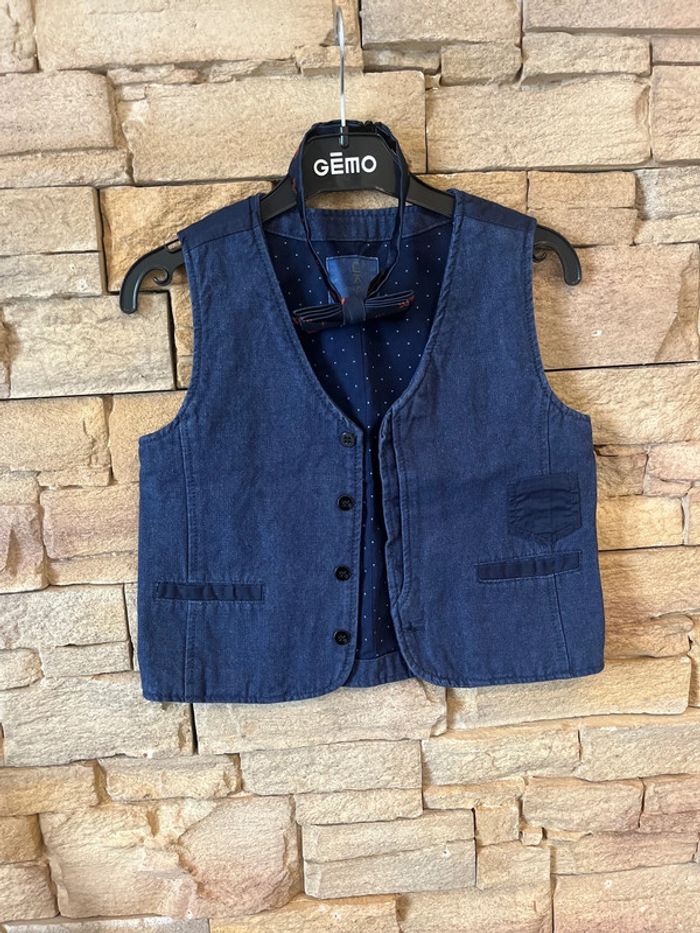 Gilet sans manches avec noeud papillon 6 ans