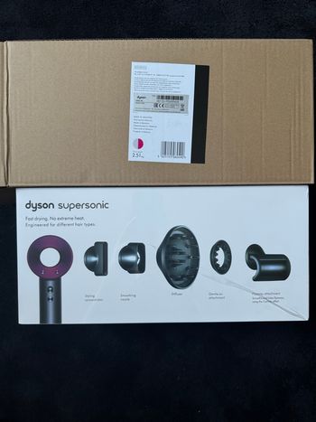 Sèche cheveux Dyson Supersonic Gris Rose Fuchsia
