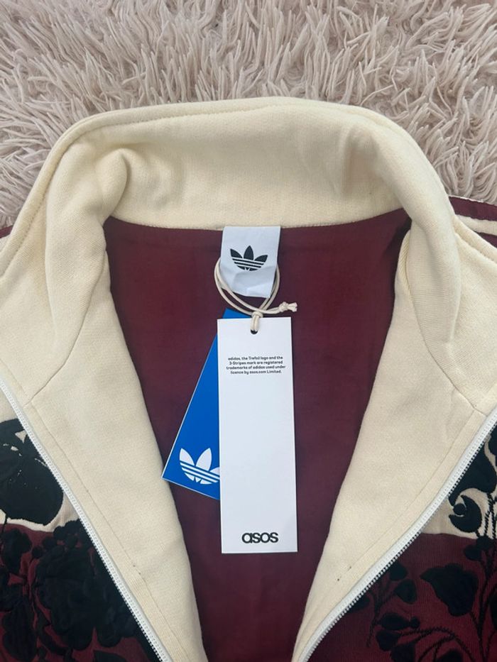 🌸 Veste adidas Originals x ASOS - Broderies florales - Taille M - Neuve - photo numéro 3
