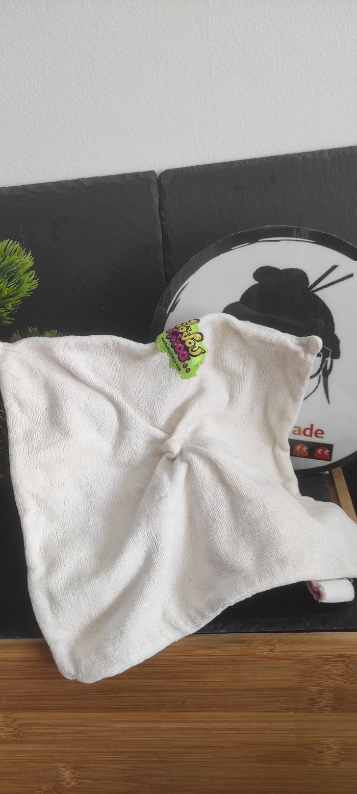 doudou et compagnie lapin marron beige blanc tatoo rose collerette plat carré - photo numéro 2