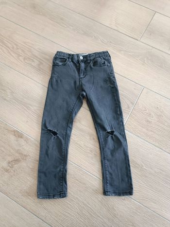 Jean noir Zara 4/5 ans