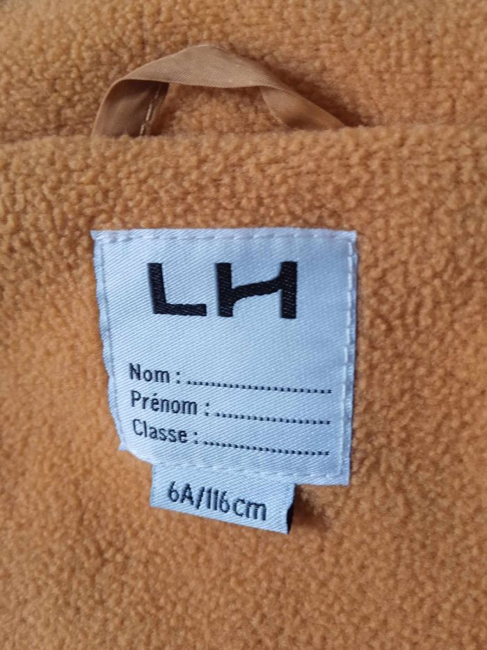 Manteau jaune - photo numéro 2