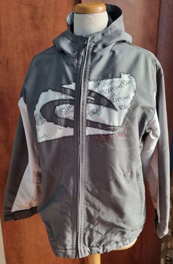 Veste de ski avec capuche taille 14 (42fr)