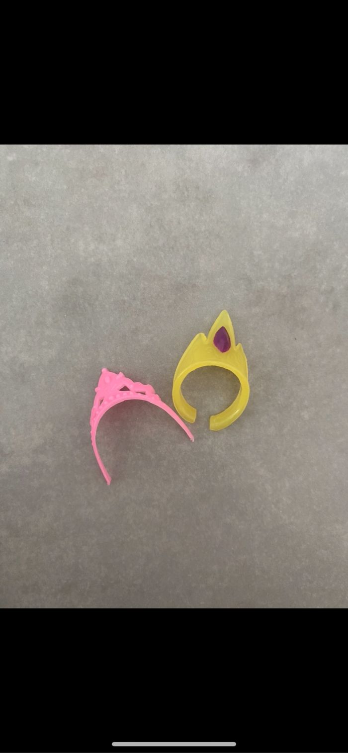 Lot de 2 couronnes pour poupée