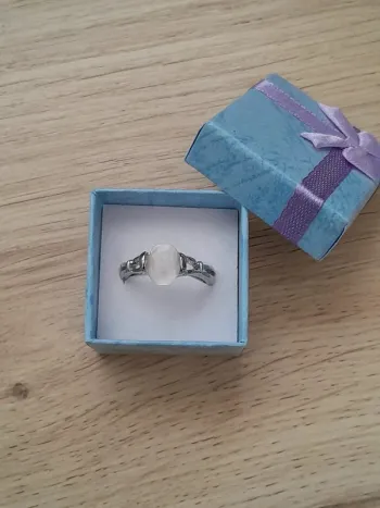 Bague avec Pierre de Lune portée par Bella dans Twilight - Taille 60 - US 10