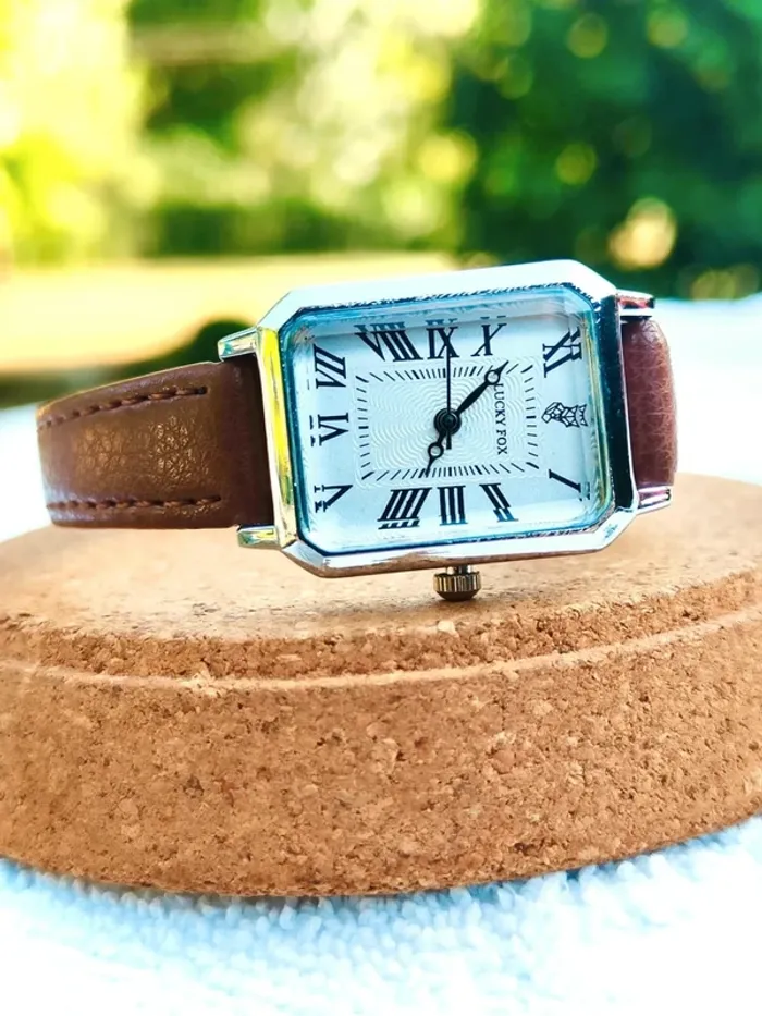 Montre marron argentée femme, style fox vintage - photo numéro 2