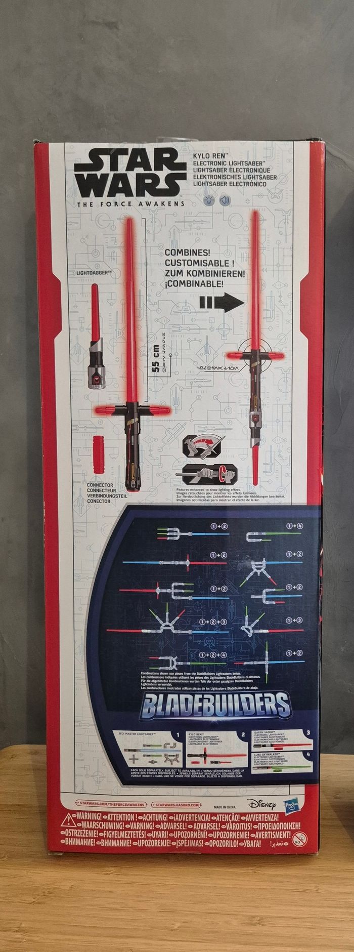 Sabre laser électronique Star Wars Disney - photo numéro 2