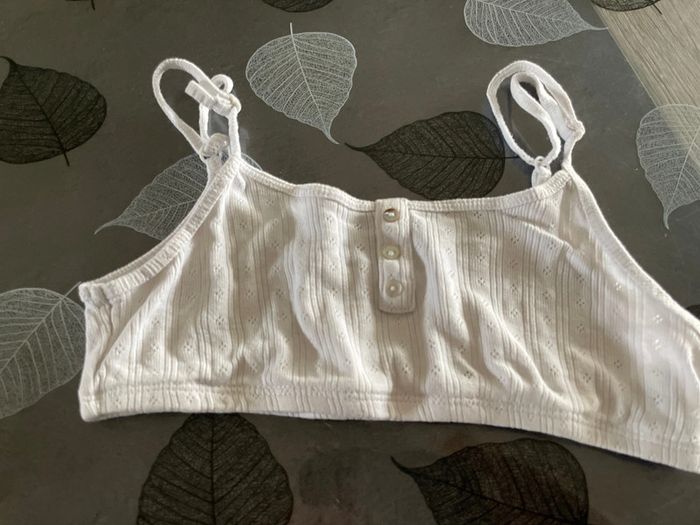 Lot 3 brassières 16 ans - photo numéro 2