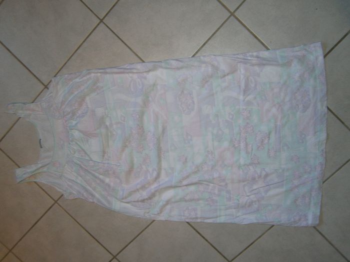 Chemise de nuit à bretelles Taille 40 - photo numéro 2