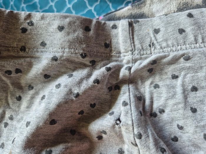 Lot de leggings a petits défauts a donner - photo numéro 3