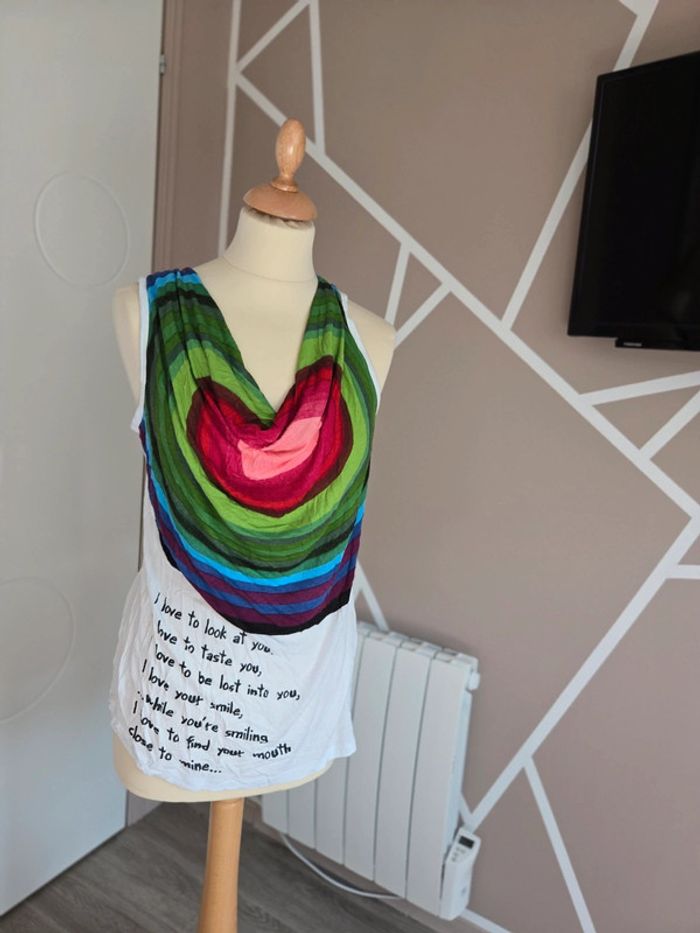 Haut Desigual taille XL.. - photo numéro 2