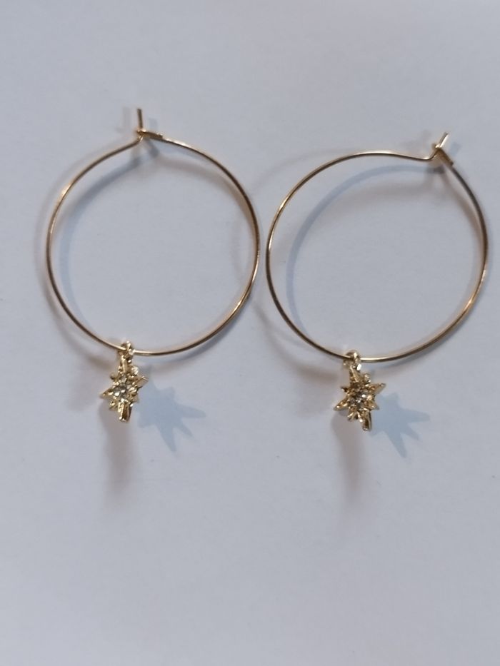Créoles étoile pendante
