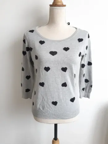 Pull fin motif coeurs Cache Cache T36