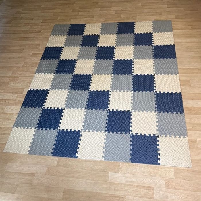 lot de dalles en mousse emboîtables pour former un gros tapis de sol
