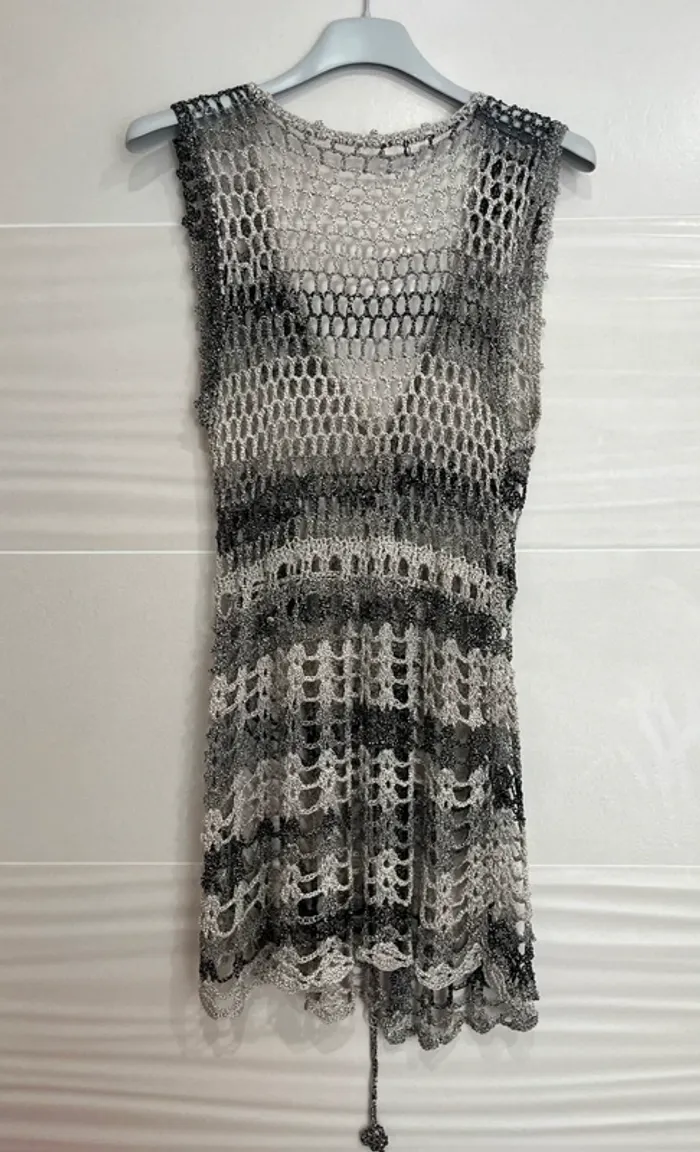 Gilet ajouré en crochet - taille XS - photo numéro 4