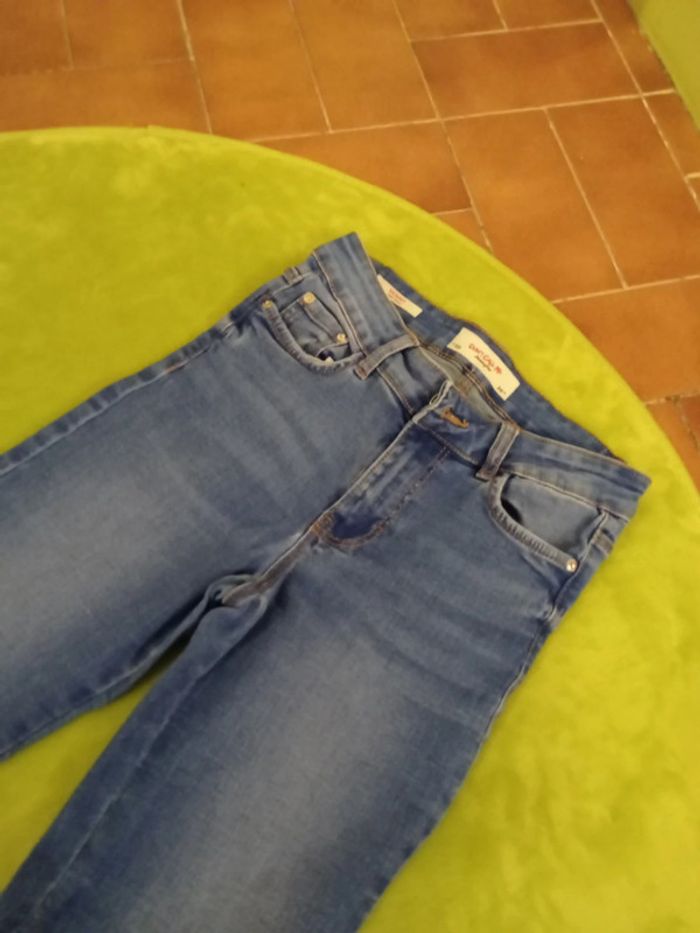 Jean Jennyfer taille 30 - photo numéro 2