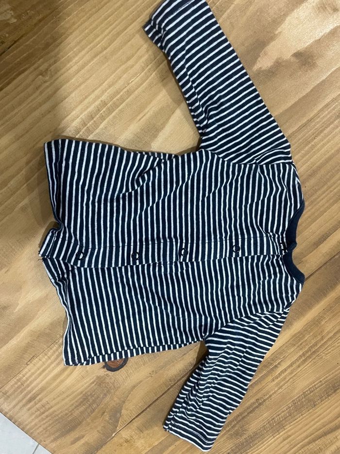 Haut 3 mois - photo numéro 2