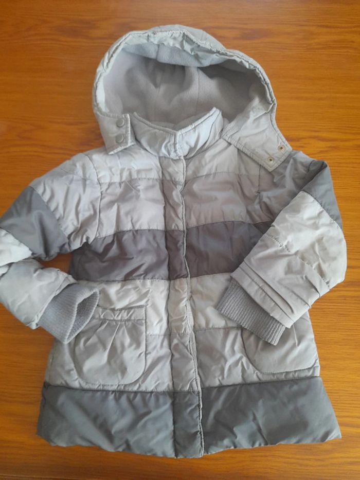 Veste grise 3 ans fatiguée