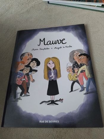 Livre enfant Mauve