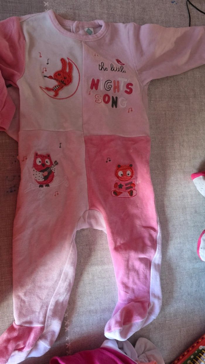 Lot 3 pyjamas 18 mois - photo numéro 5