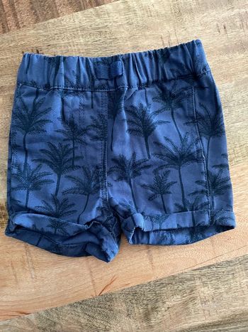 Short 3 mois