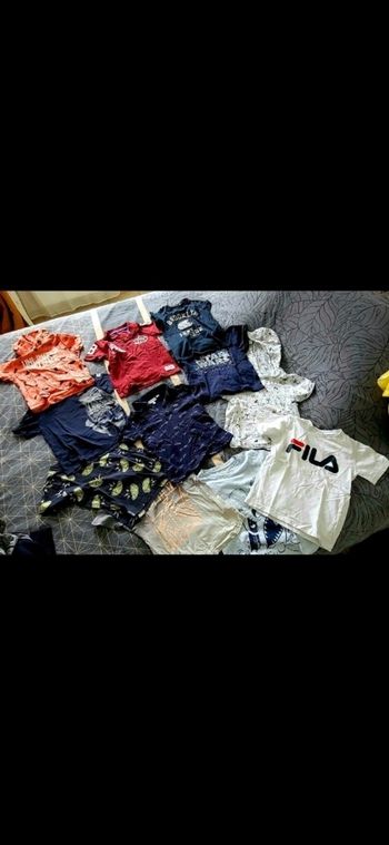 Lot t-shirts/ polos taille 6 ans