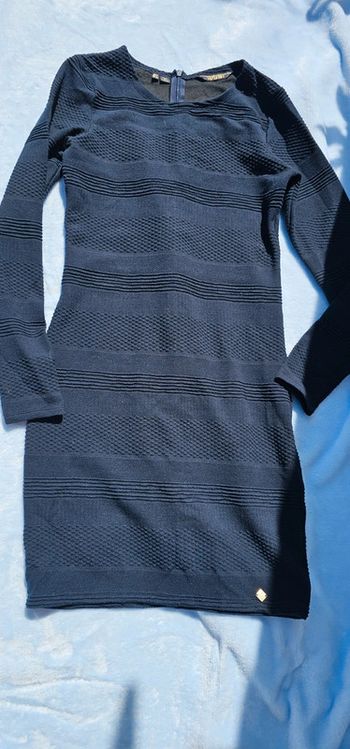 Robe marine Superdry taille 38