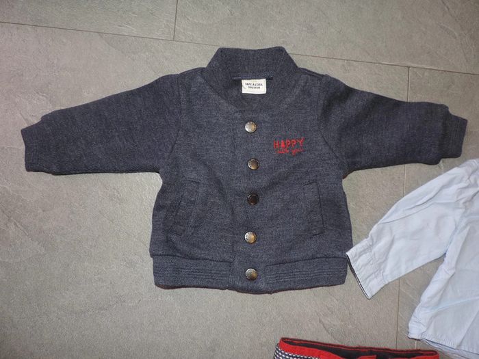 magnifique ensemble tape à l'oeil porté 1 fois taille 3 mois - photo numéro 2