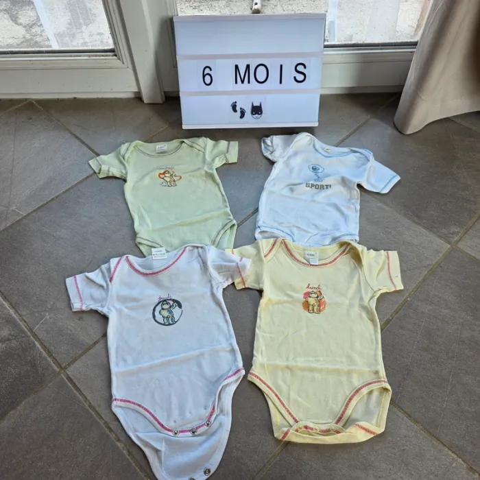 Lot vêtements 6 mois - photo numéro 19