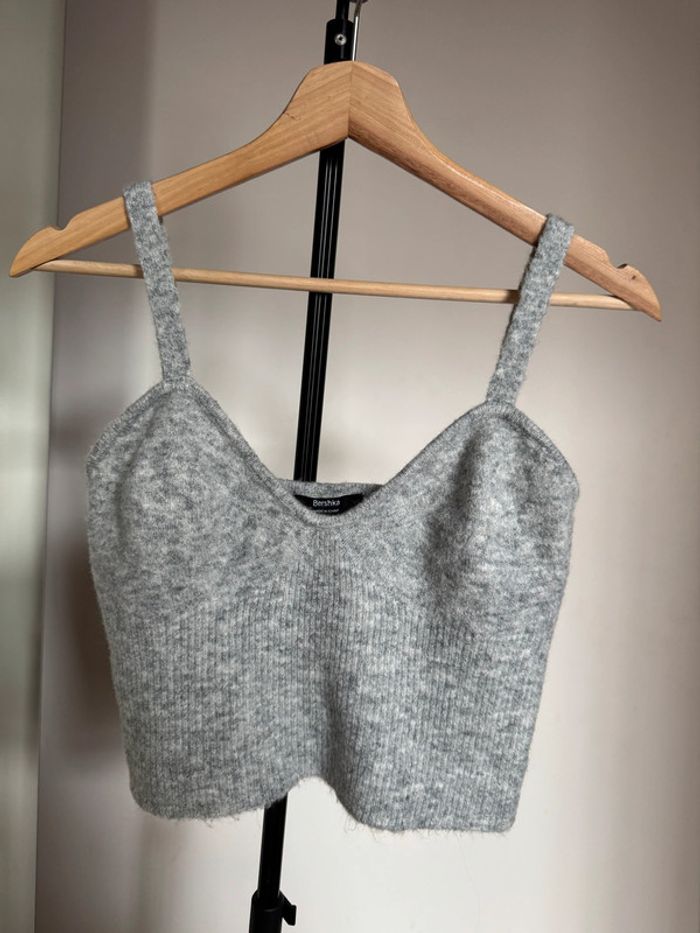 Débardeur top court crop taille L Bershka