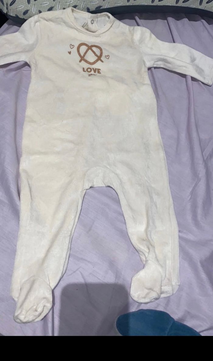 Pyjama bébé - photo numéro 1