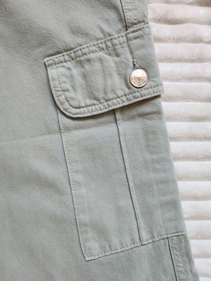 Jean cargo vert kaki Pimkie – Taille 36 – Coupe large tendance - photo numéro 3