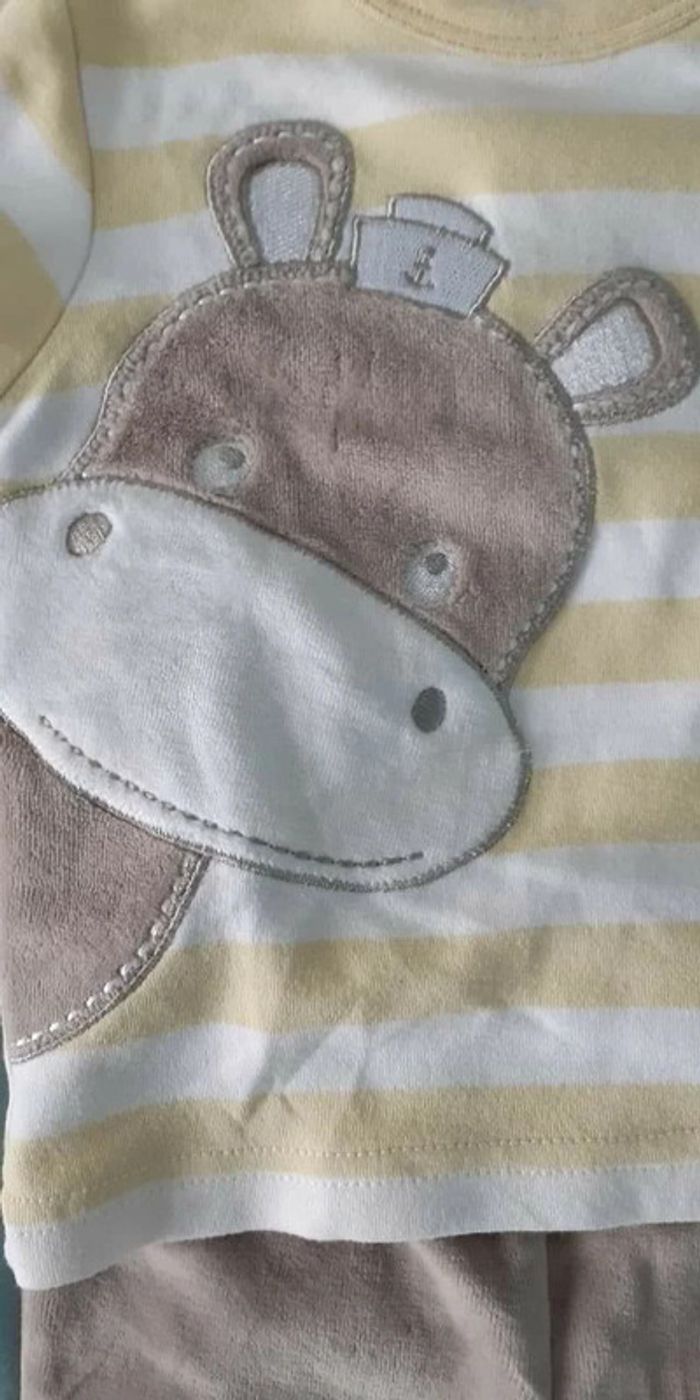 Ensemble bébé 3 mois - photo numéro 2