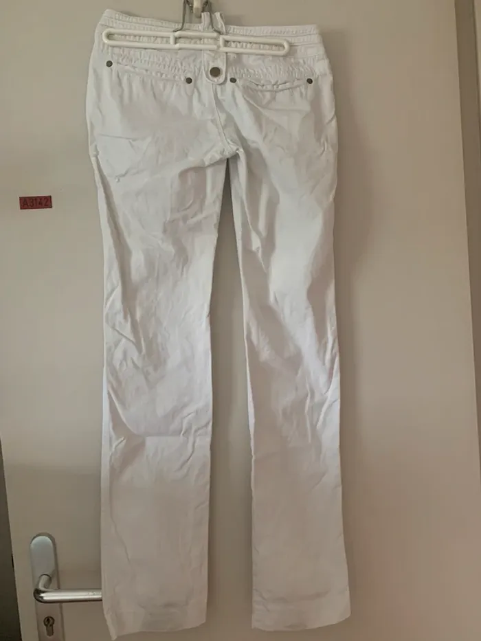 Pantalon en toile blanc. - photo numéro 4