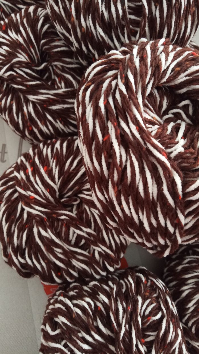 Lot de 10 Pelotes Fantaisie chinées Marron et Blanc - Lot Neuf - photo numéro 2