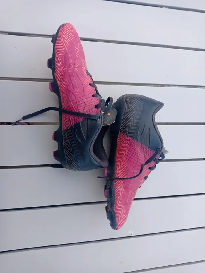Chaussures foot puma 34 - photo numéro 3