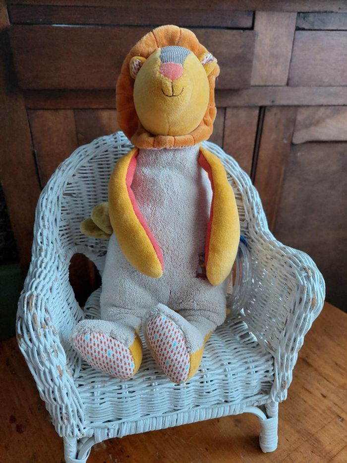 Lion d'activité Les Papoum Moulin Roty