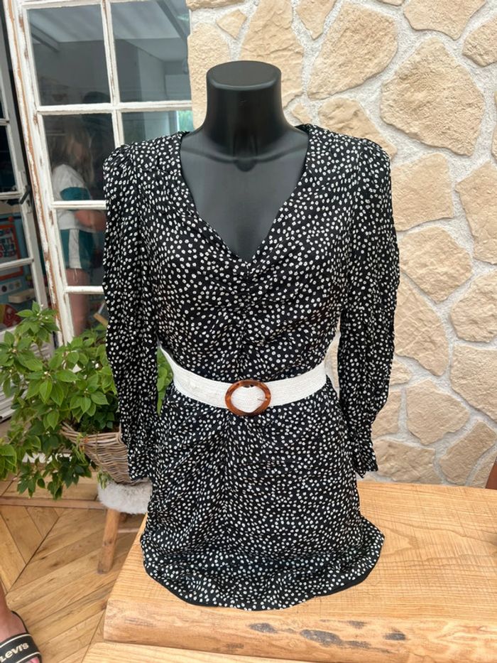 Robe noire et blanChe à fleurs mango taille L 40 femme