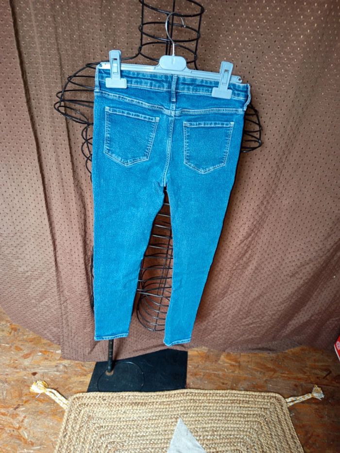 Jeans au bords rose taille 10/11ans - photo numéro 5