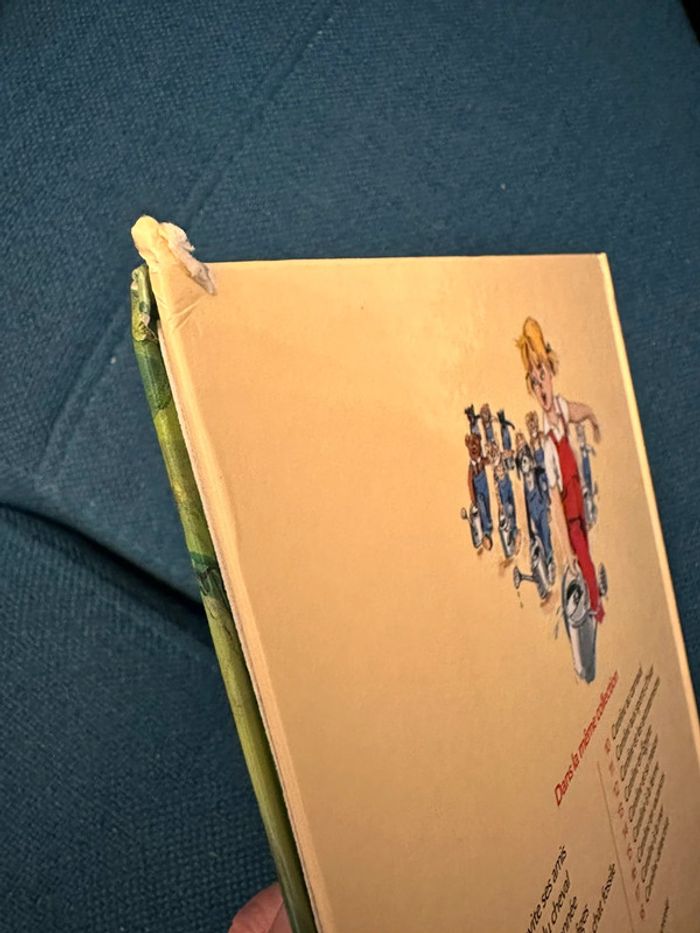 Livre vintage Caroline et le jardin potager ensorcelé Pierre Probst Hachette album - photo numéro 3