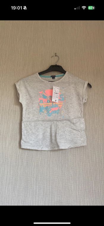 T-shirt gris kiabi 6 ans neuf