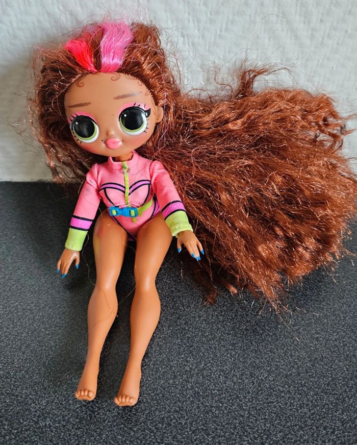 Poupée lol OMG - photo numéro 3