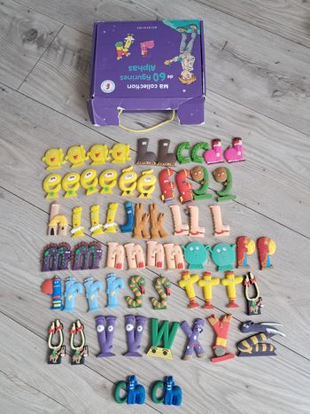 Mon coffret des 60 figurines alphas. Recrealire 