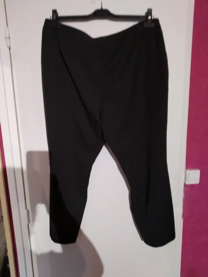 Pantalon noir T52 - photo numéro 2