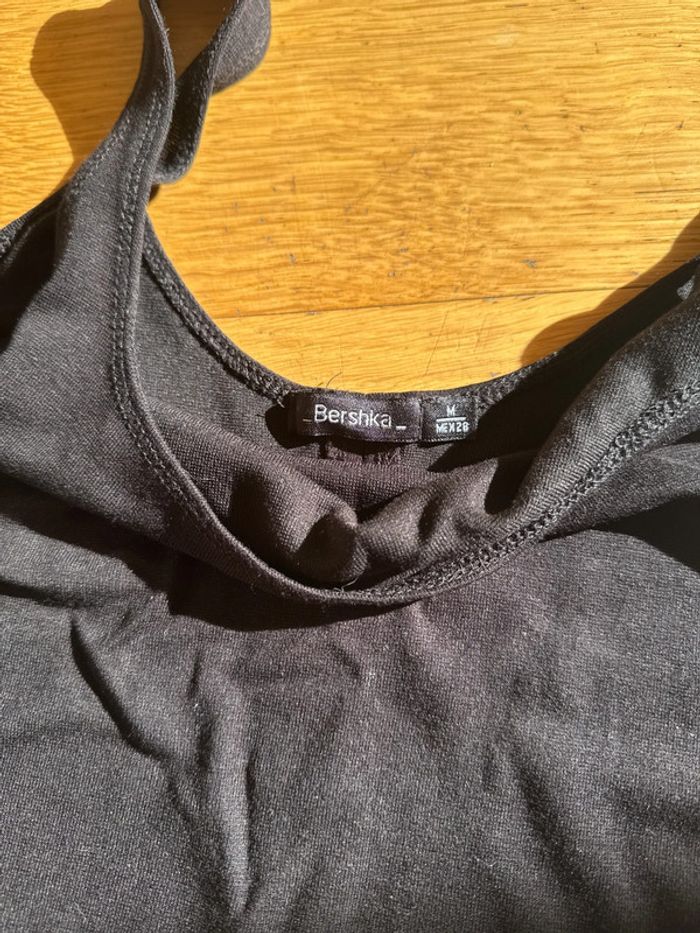 Superbe robe noire Bershka en taille M - photo numéro 4