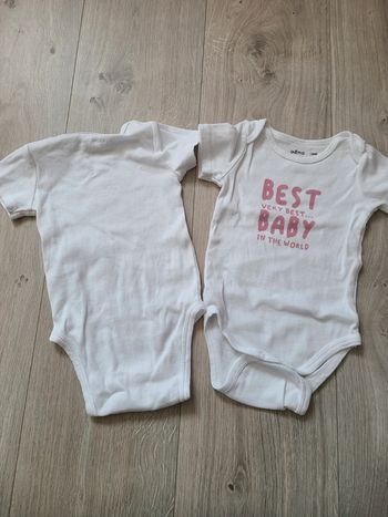 Lot 2 bodies 24 mois