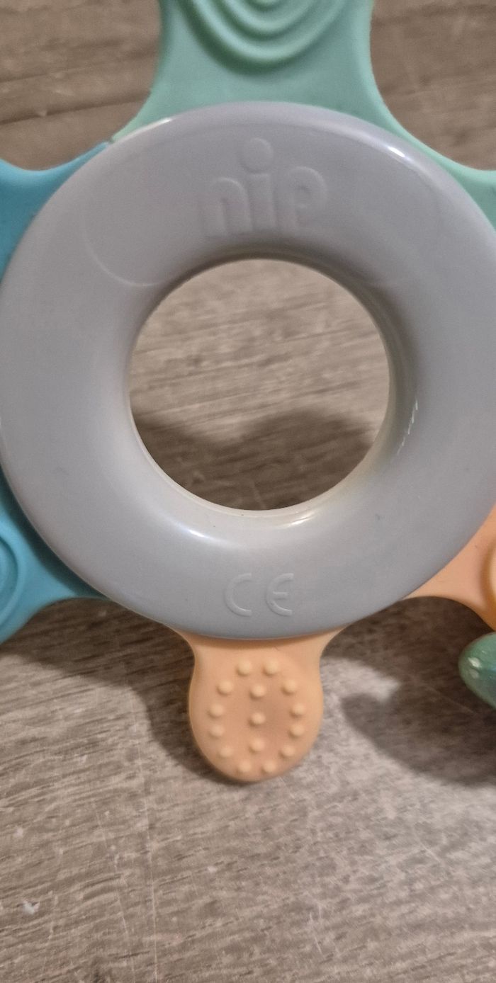 Anneau de dentition en silicone - photo numéro 3