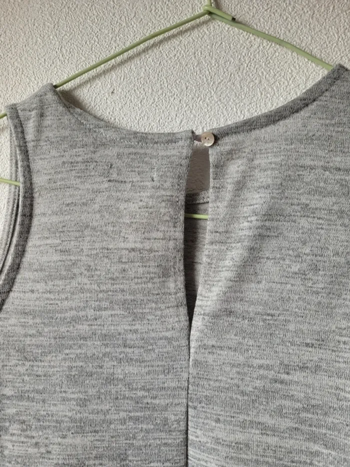 Robe grise taille 40 - photo numéro 4