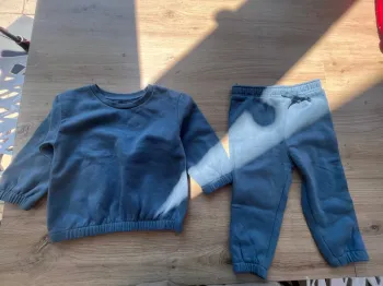 Ensemble pull + pantalon taille 86 cm